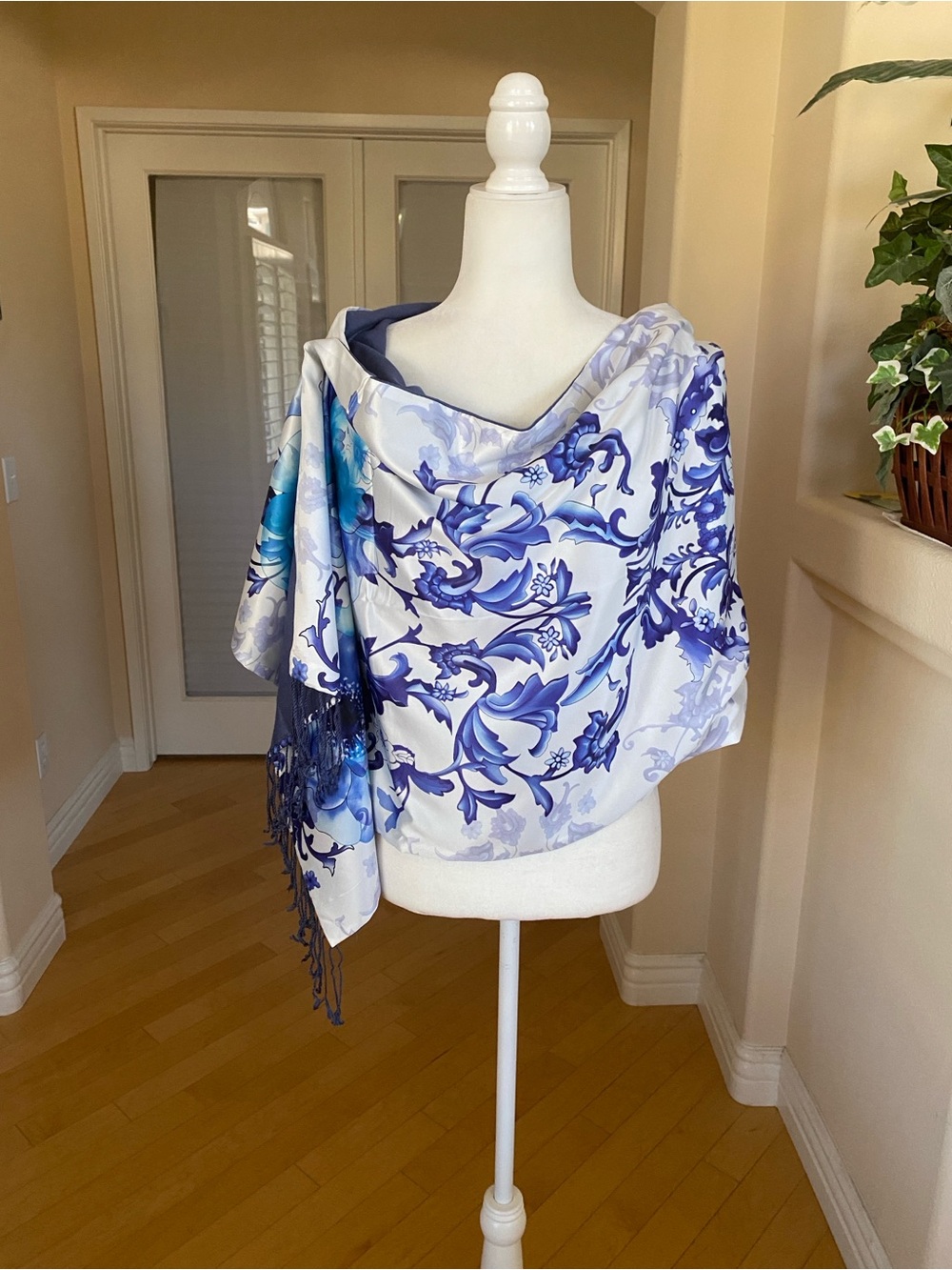 100% Silk Shawl Blue and White Floral with Fringe